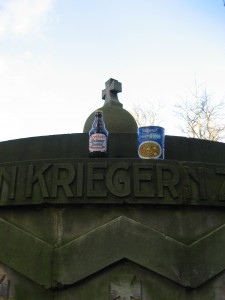 29112007-kriegerdenkmal-dahren