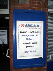 ein-herz-fur-koprophagen-beim-fleischer-ihrer-wahl