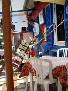 sackkarren-im-sueden-ischia-29042008