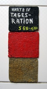 KunstHausierer - Tagesration Schwarz rot gold Brot