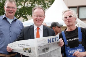 Ministerpräsident Weil mit NETZ, links Martin Fischer, Sprecher LAK