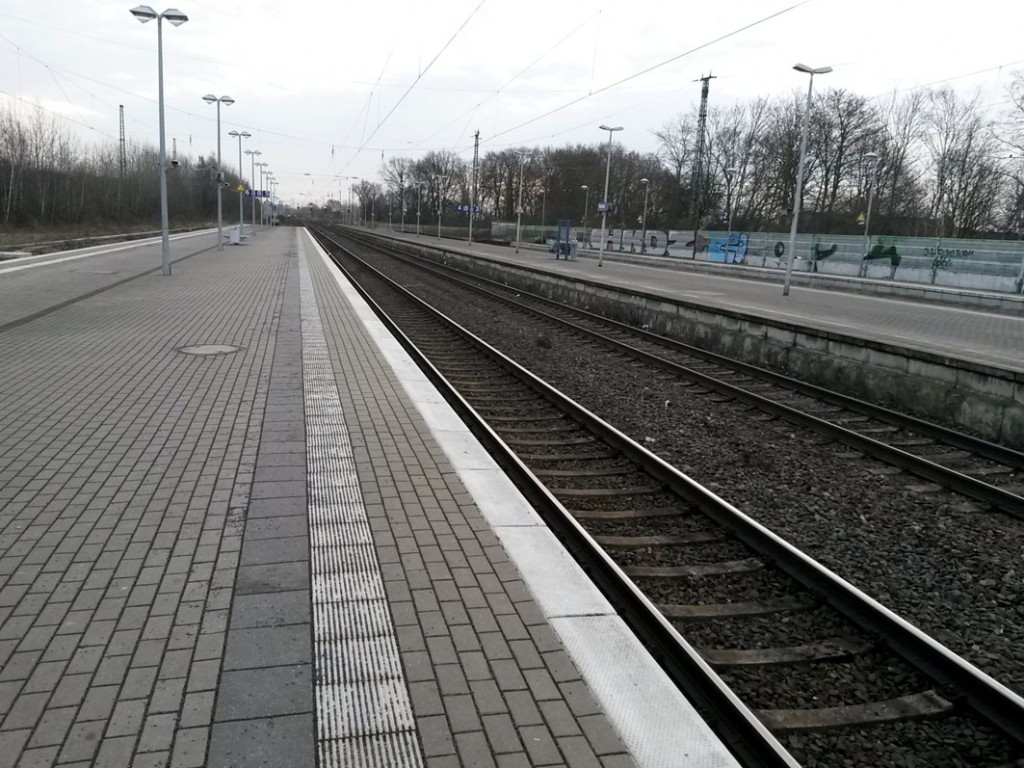 bahnhof