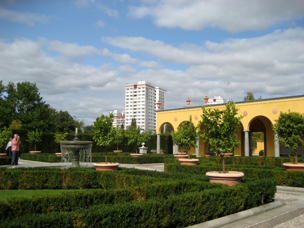 renaissance garten mitten in marzahn