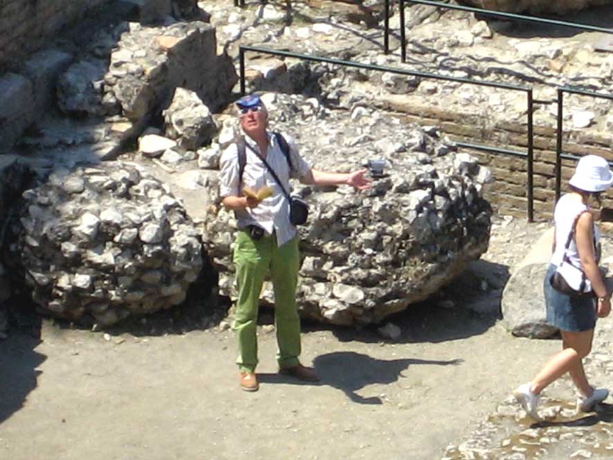 070425hölderlin perfomance teatro greco 1