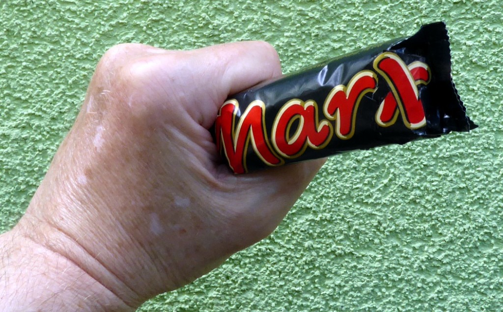 Marx Riegel und geballte Faust